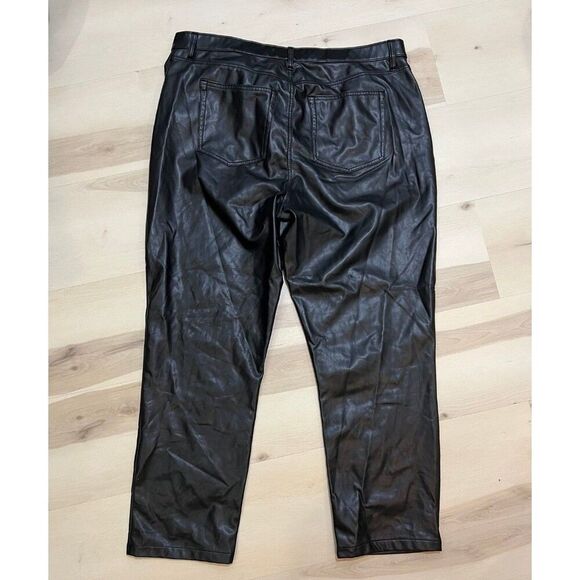 Abercrombie & Fitch Size 35 20R The 90’s Ultra High Rise Faux Leather Curve Love - Picture 4 of 11